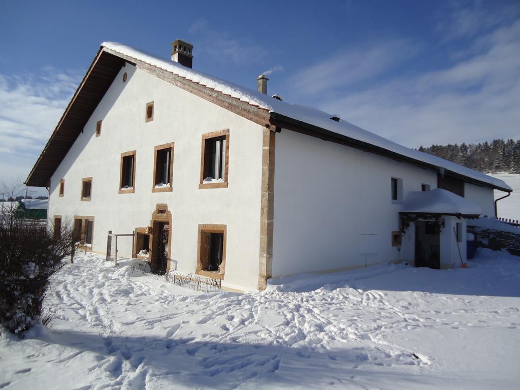 Gite Rural 1666 Сеньлежье Экстерьер фото